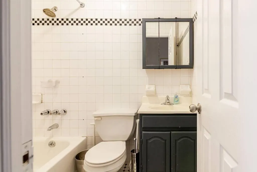 Apartment ✪ Large 2 Bedrooms ✪ Queen Beds ✪ Work Stations New York United States