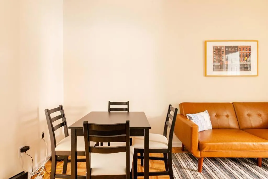 Apartment ✪ Large 2 Bedrooms ✪ Queen Beds ✪ Work Stations New York United States