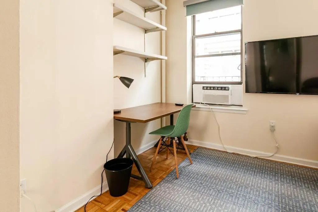 Apartment ✪ Large 2 Bedrooms ✪ Queen Beds ✪ Work Stations New York United States